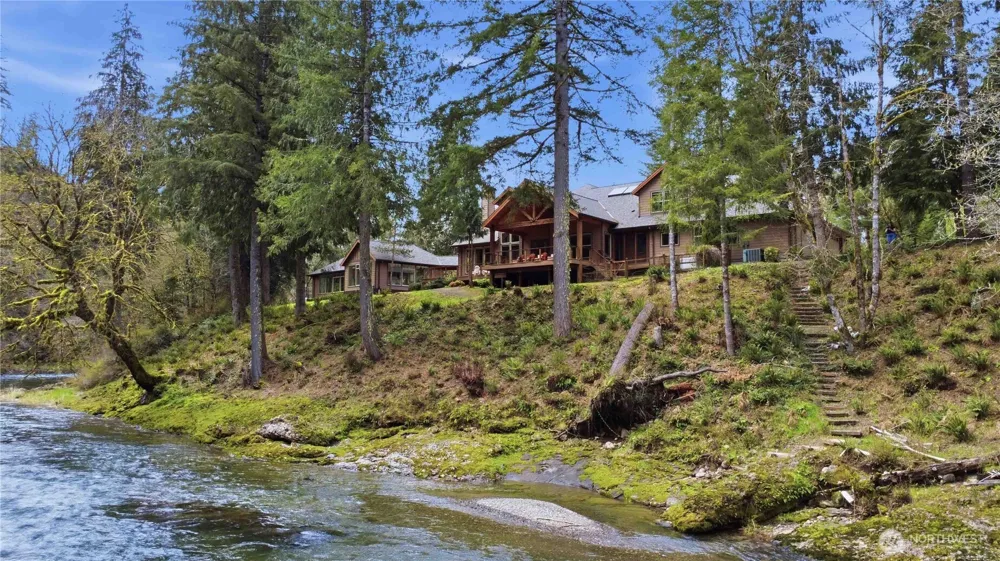 125 Royal Coachman Lane Kalama, WA 98625