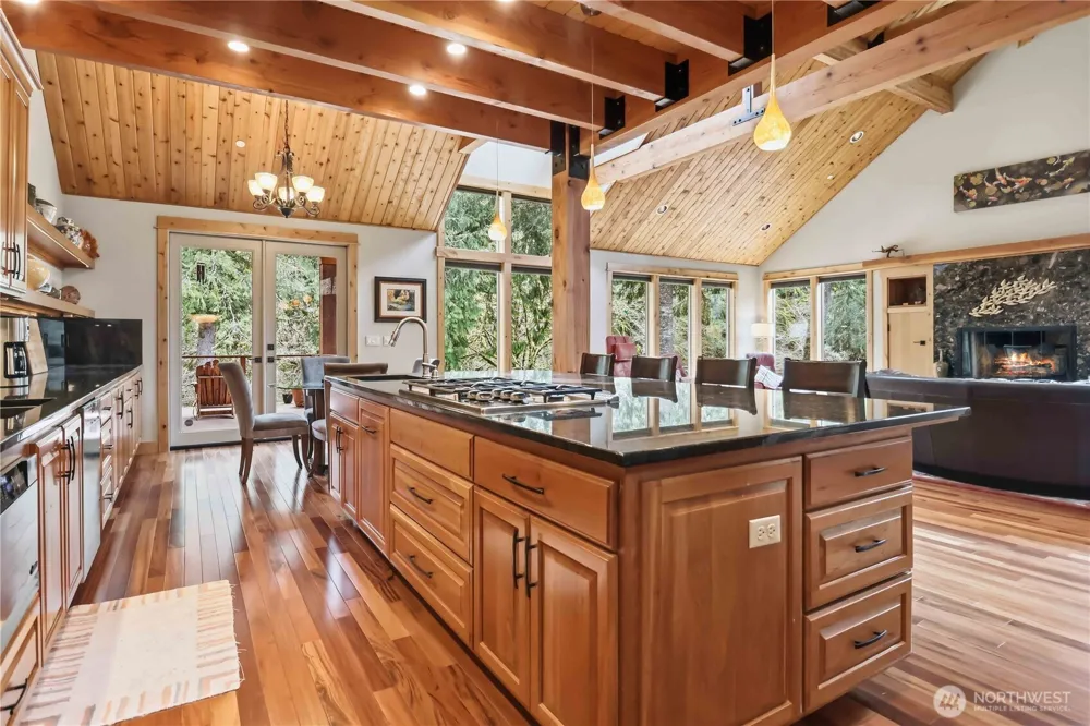 125 Royal Coachman Lane Kalama, WA 98625