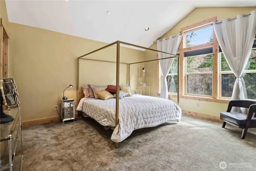 125 Royal Coachman Lane Kalama, WA 98625