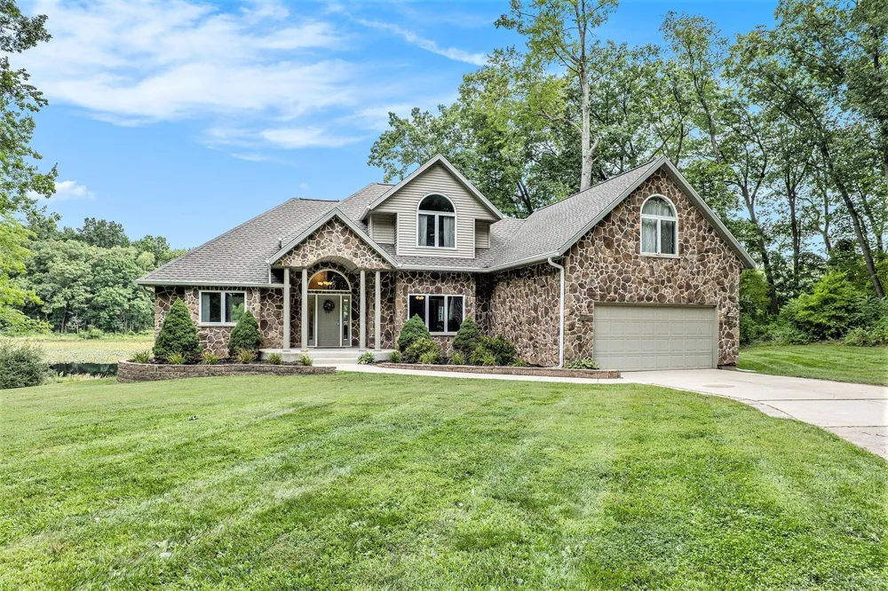 7805 Cougar Drive Prairieville Township, MI 49046