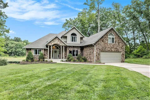 7805 Cougar Drive