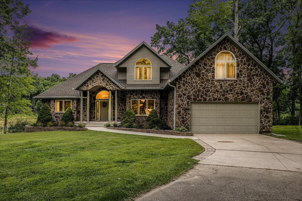7805 Cougar Drive Prairieville Township, MI 49046