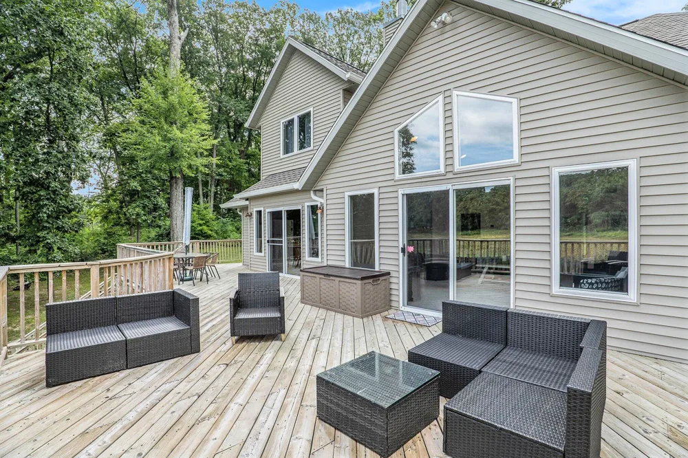 7805 Cougar Drive Prairieville Township, MI 49046