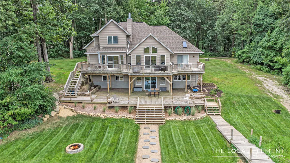 7805 Cougar Drive Prairieville Township, MI 49046
