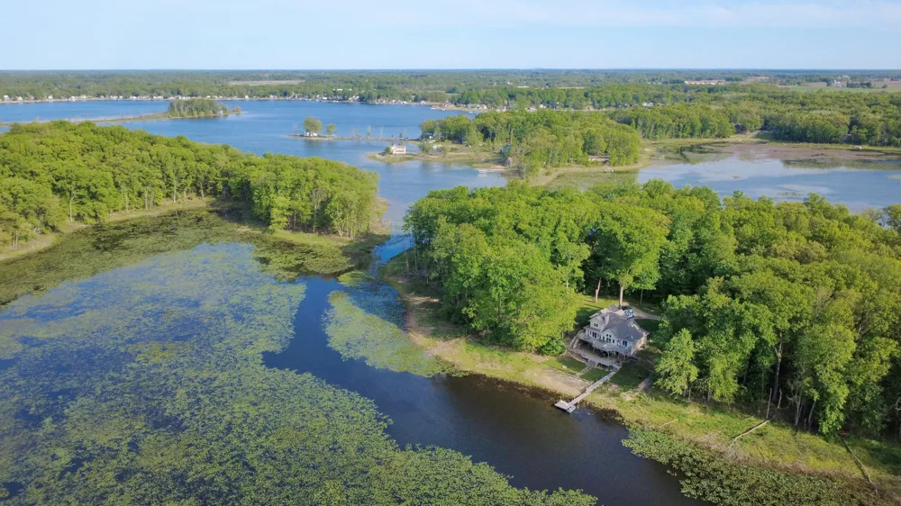 7805 Cougar Drive Prairieville Township, MI 49046