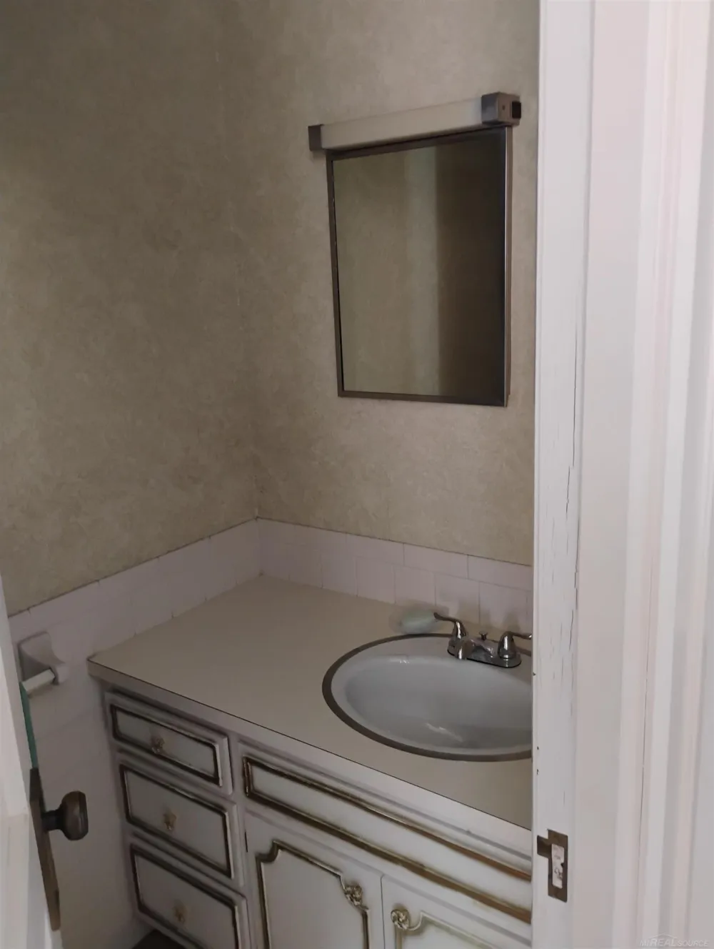 1106 State Street Bay City City, MI 48706