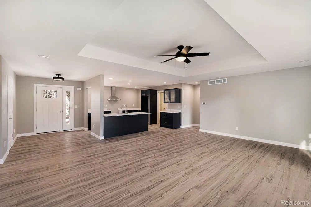 2417 EUGENE STREET Burton City, MI 48519