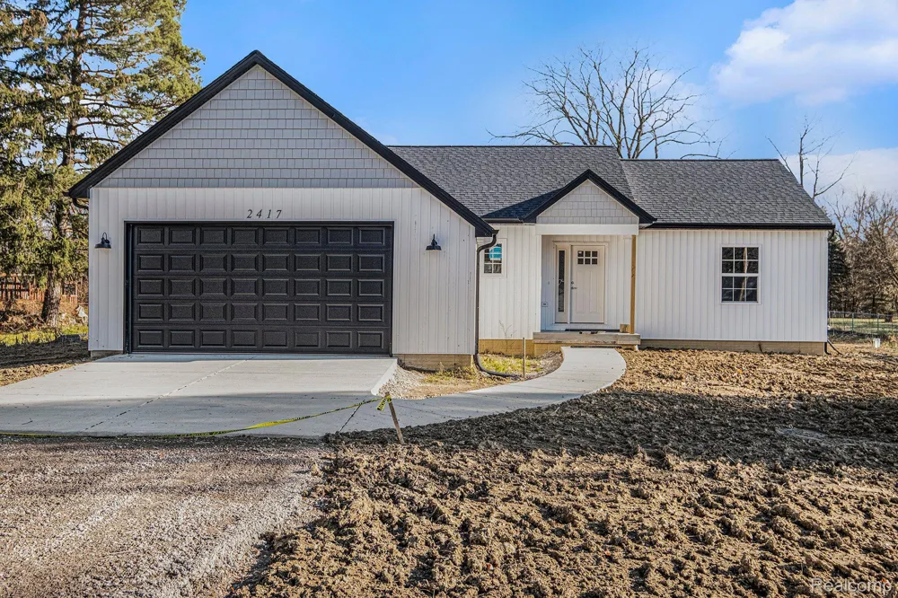 2417 EUGENE STREET Burton City, MI 48519