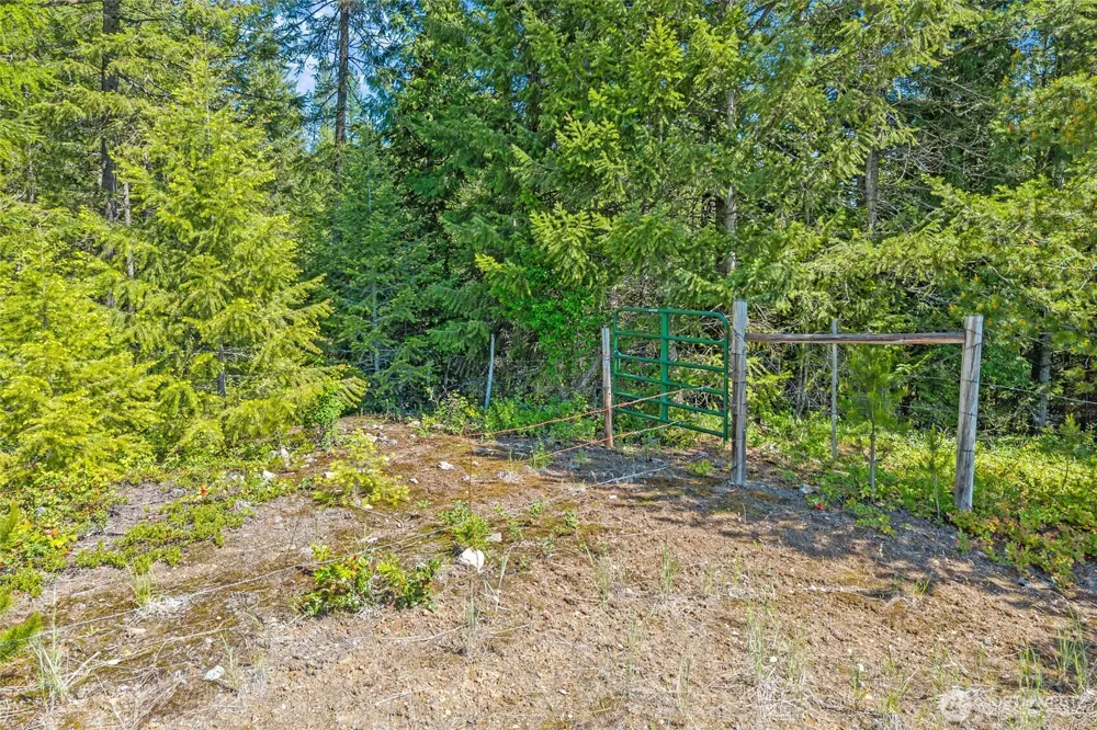 988 Orin Rice Road Colville, WA 99114