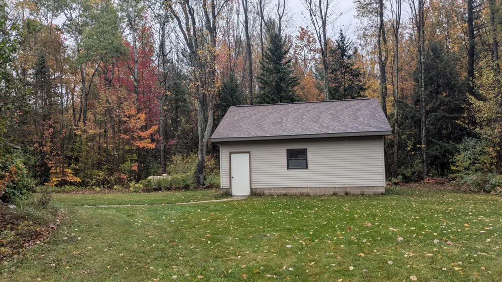 2256 Whitetail Drive Cherry Grove Township, MI 49601