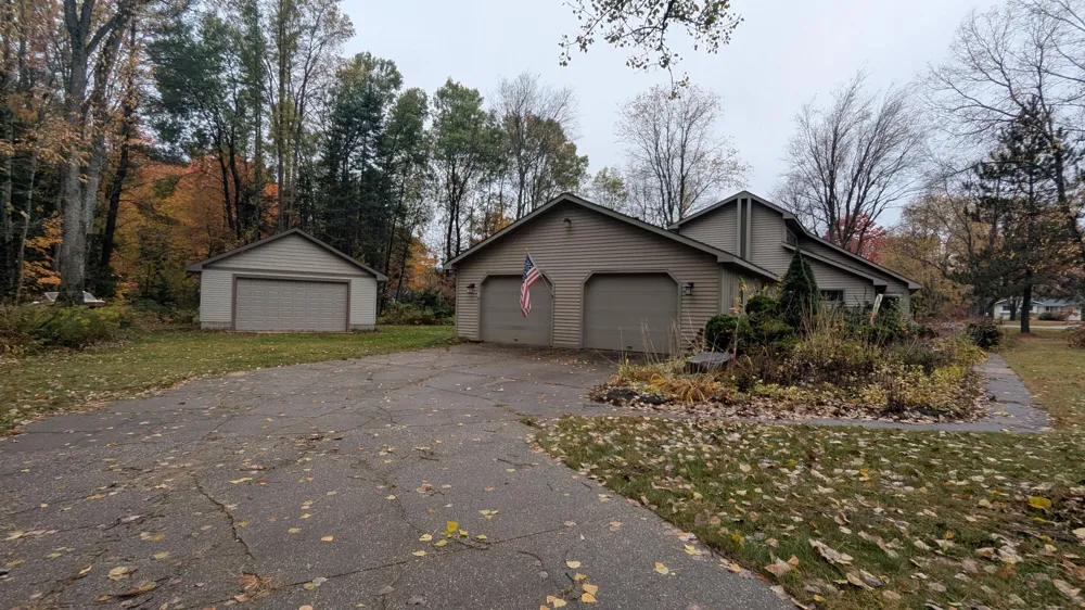 2256 Whitetail Drive Cherry Grove Township, MI 49601