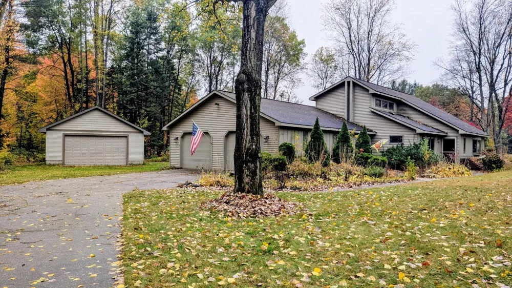 2256 Whitetail Drive Cherry Grove Township, MI 49601