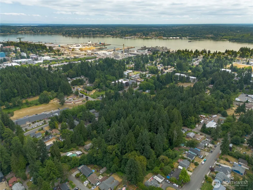 1 XXXX 1ST STREET Bremerton, WA 98312