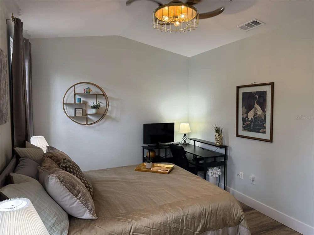 3304 LISA LANE #102 Naples, FL 34109