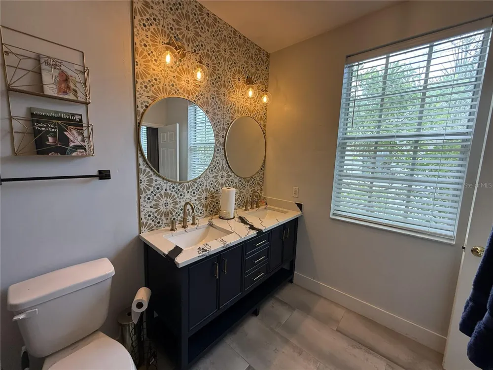 3304 LISA LANE #102 Naples, FL 34109
