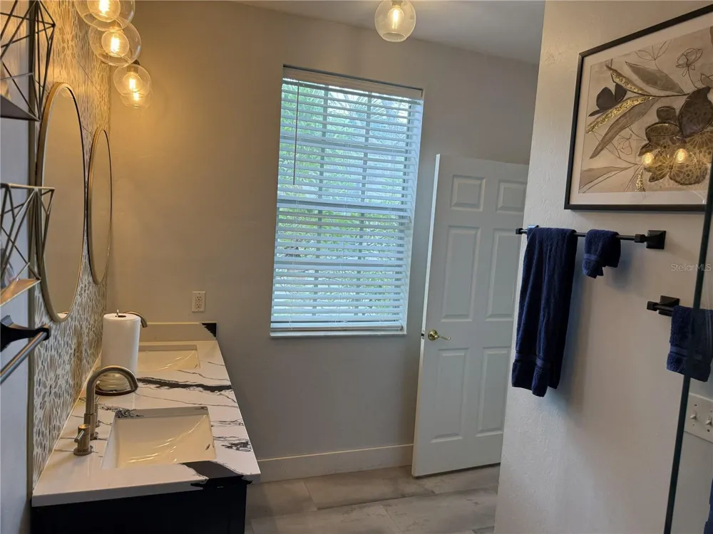 3304 LISA LANE #102 Naples, FL 34109
