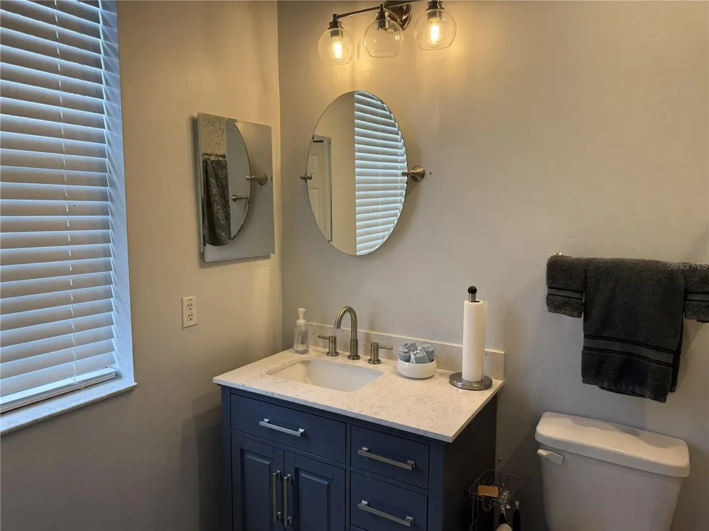 3304 LISA LANE #102 Naples, FL 34109