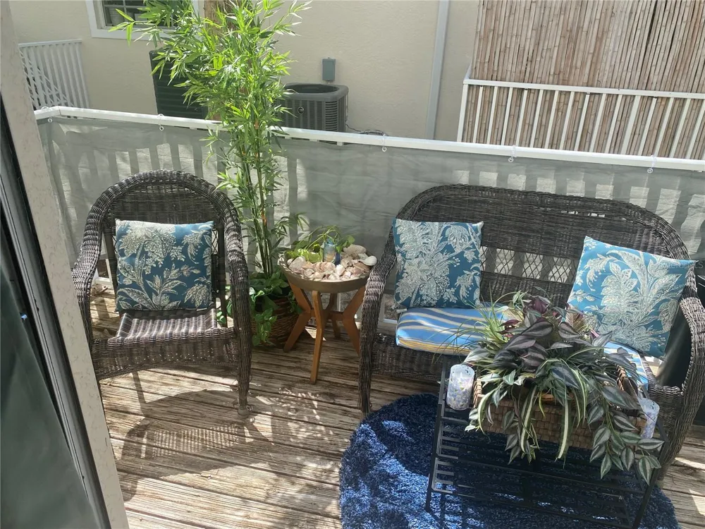 3304 LISA LANE #102 Naples, FL 34109