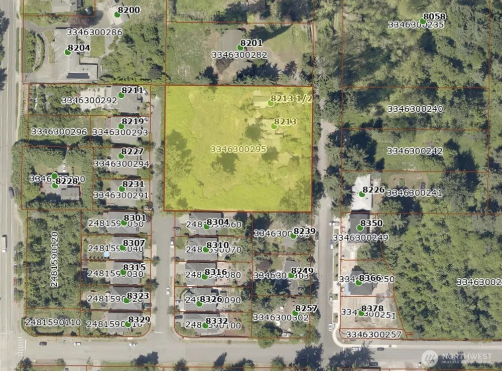 8213 118th Avenue SE Newcastle, WA 98056