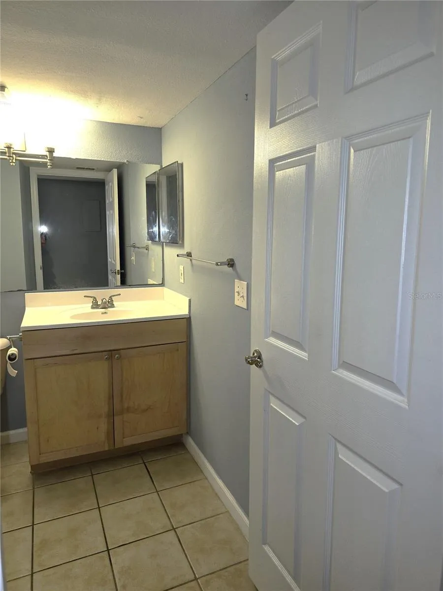 2500 WINDING CREEK BOULEVARD #E205 Clearwater, FL 33761