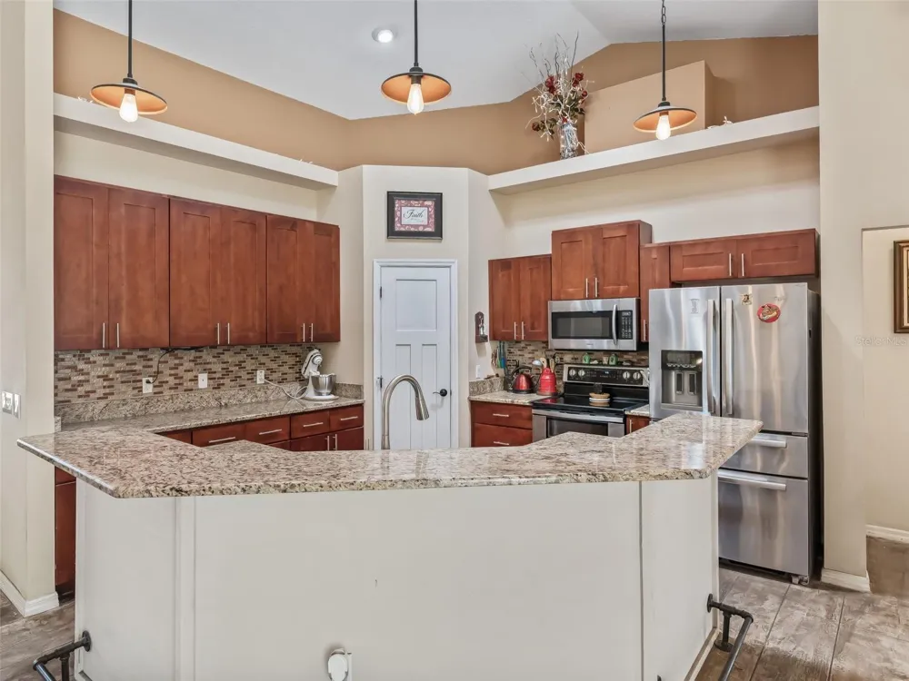 2187 COUNTY ROAD 243C Wildwood, FL 34785