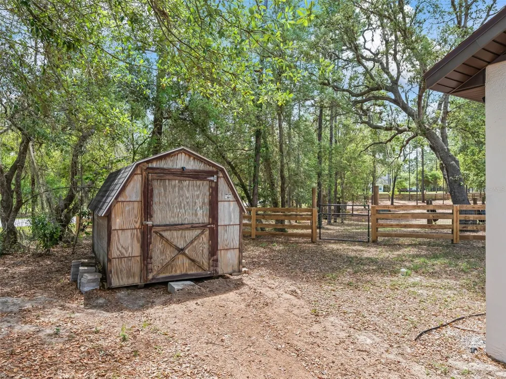 2187 COUNTY ROAD 243C Wildwood, FL 34785