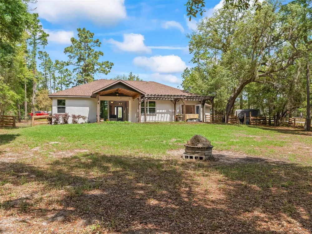 2187 COUNTY ROAD 243C Wildwood, FL 34785
