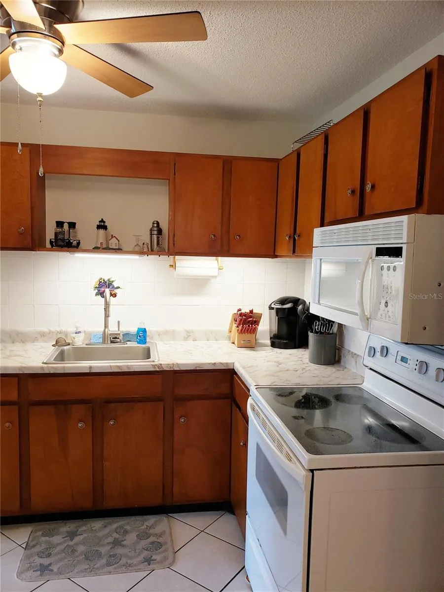 541 S PENINSULA AVENUE #A21 New Smyrna Beach, FL 32169