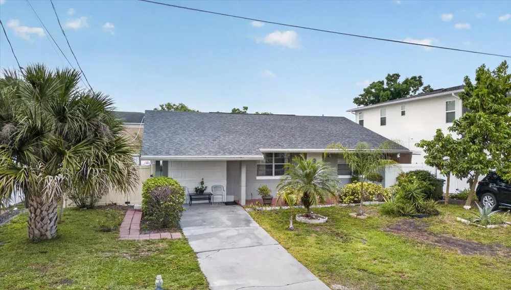 611 BRADFORD AVENUE Tampa, FL 33609
