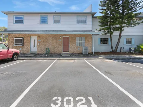 3021 AARON BURR AVENUE #3