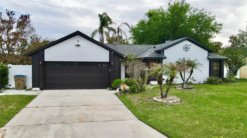 125 TEAKWOOD DRIVE Kissimmee, FL 34743
