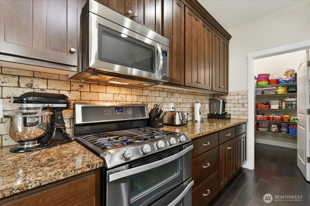 10512 NE 156th Avenue Vancouver, WA 98682
