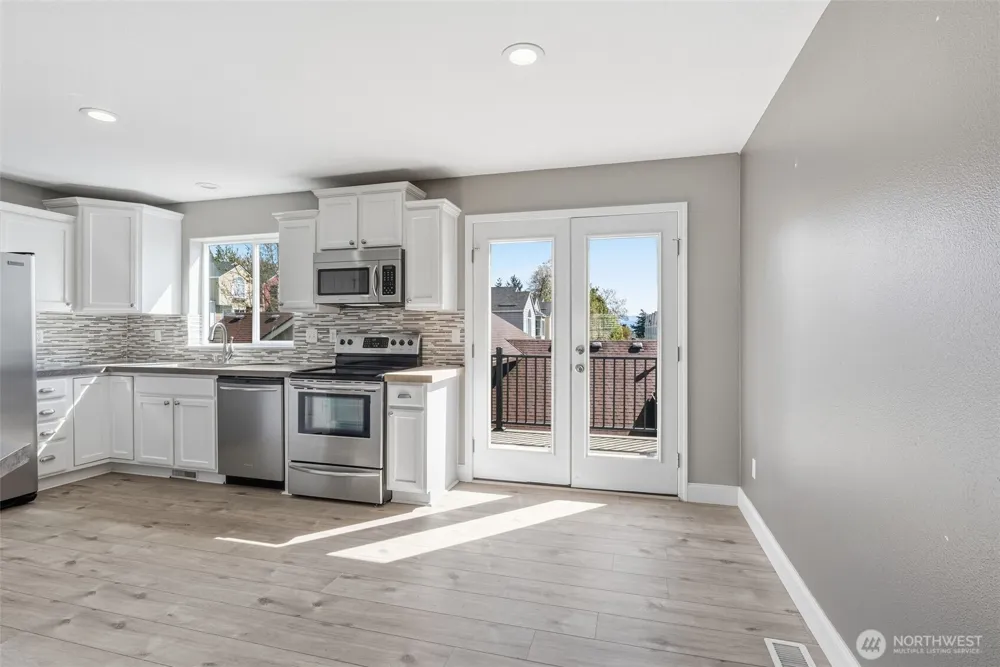 722 NW Meadow Ridge Lane Camas, WA 98607