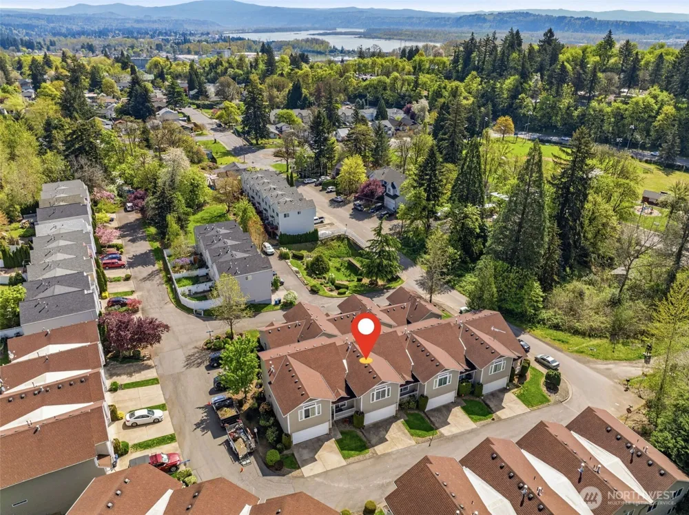 722 NW Meadow Ridge Lane Camas, WA 98607