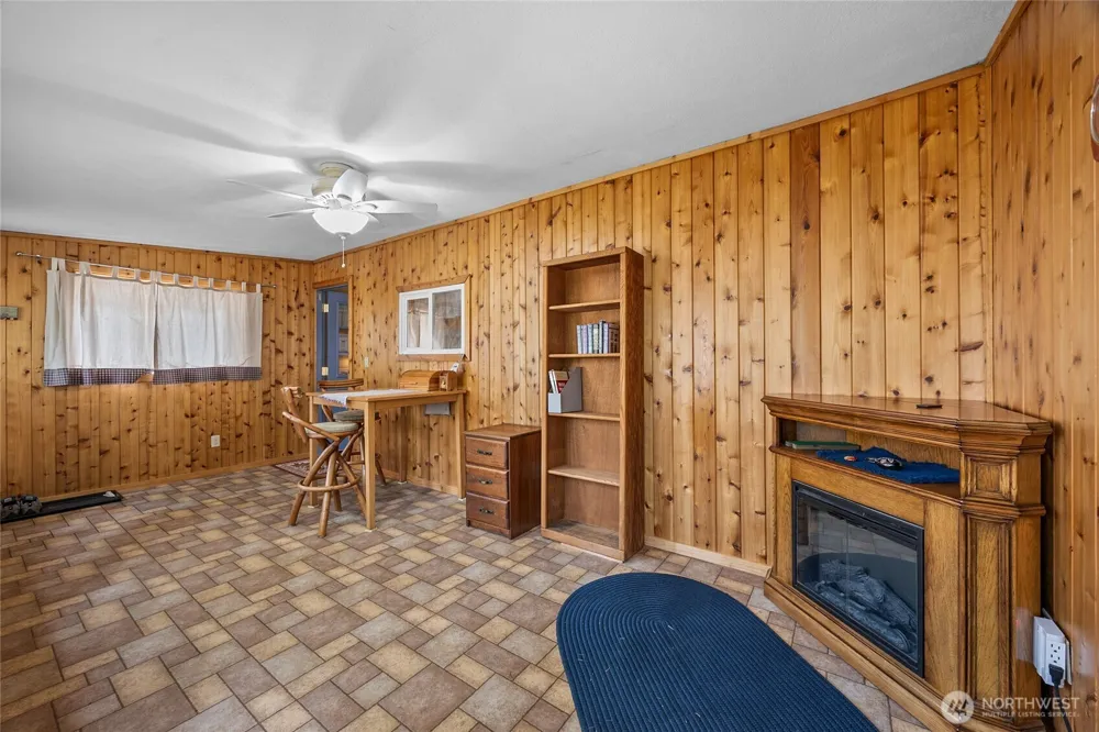 233 Mountain View Drive Packwood, WA 98361