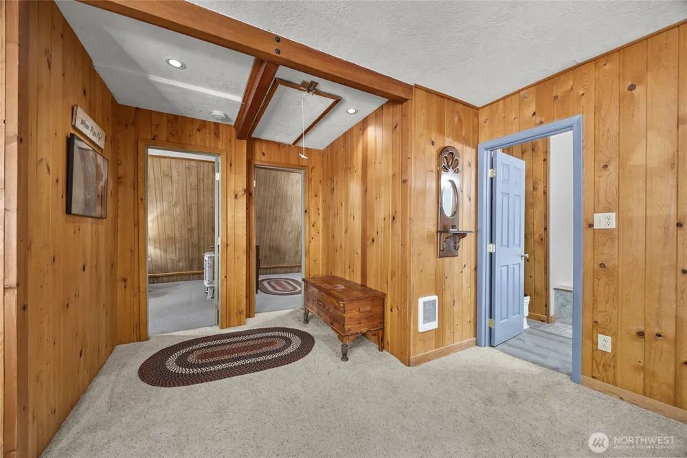 233 Mountain View Drive Packwood, WA 98361