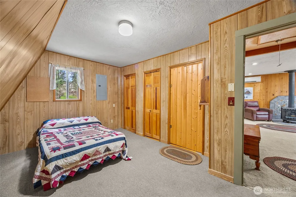 233 Mountain View Drive Packwood, WA 98361
