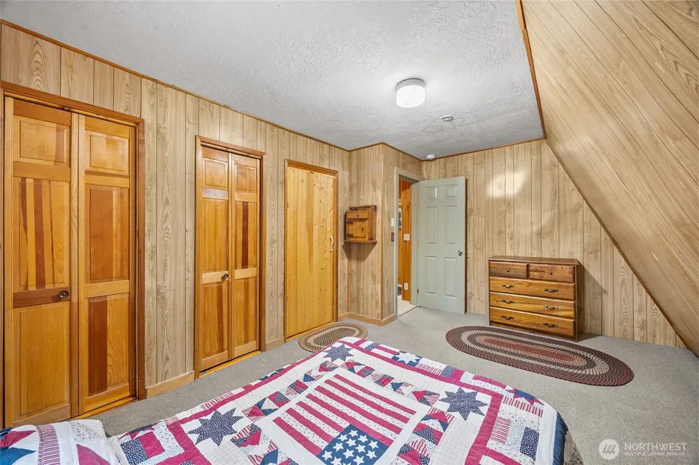 233 Mountain View Drive Packwood, WA 98361