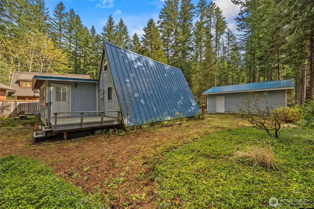233 Mountain View Drive Packwood, WA 98361