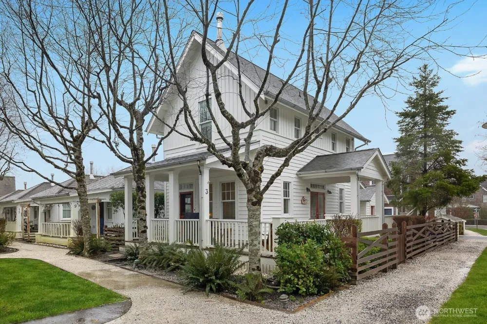 3 Float Lane Pacific Beach, WA 98571