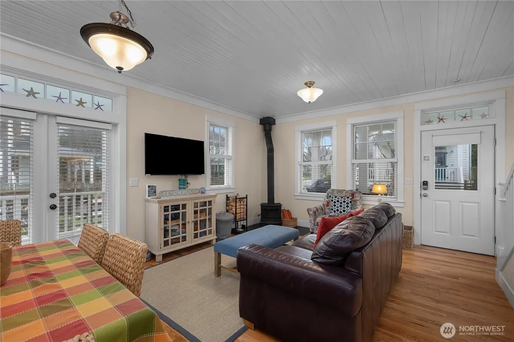3 Float Lane Pacific Beach, WA 98571