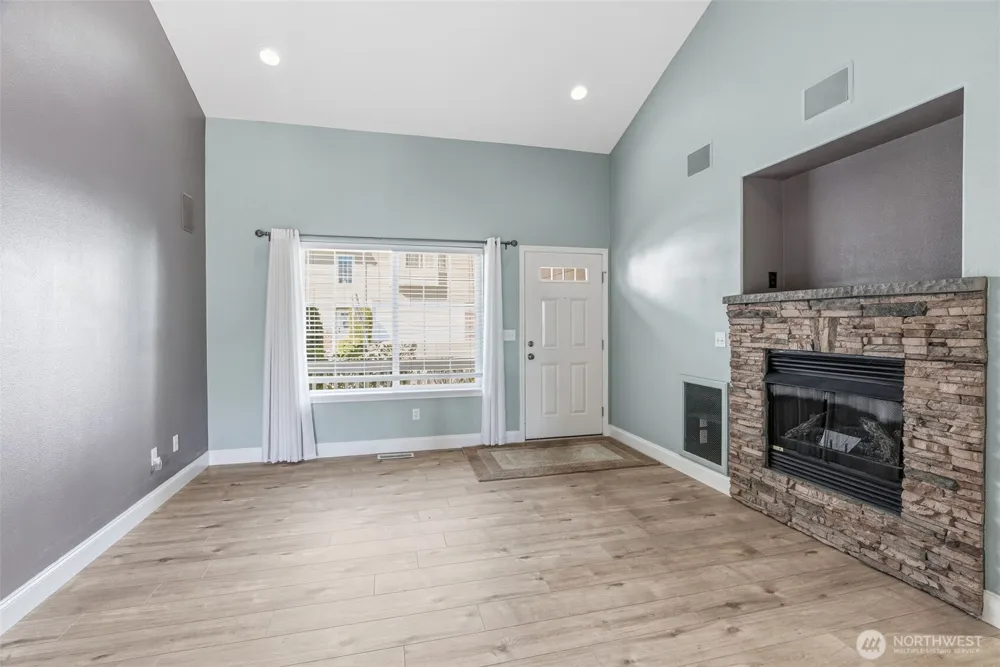 722 NW Meadow Ridge Lane Camas, WA 98607