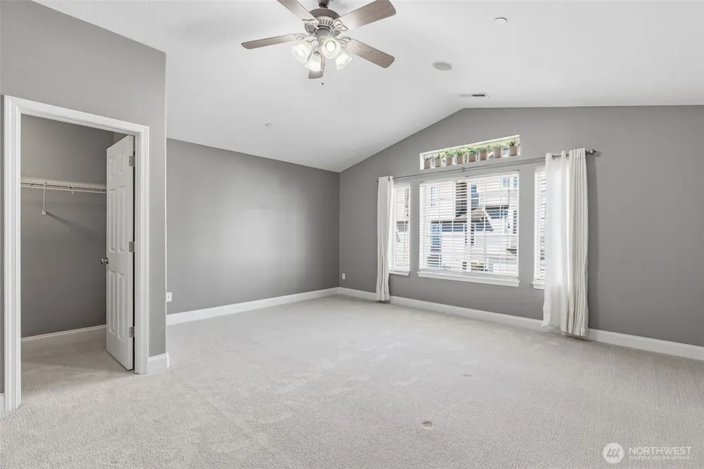 722 NW Meadow Ridge Lane Camas, WA 98607