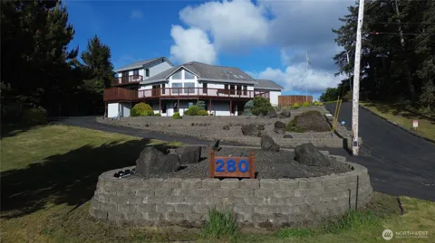 280 Surf Street