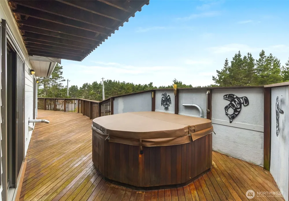 280 Surf Street Westport, WA 98595