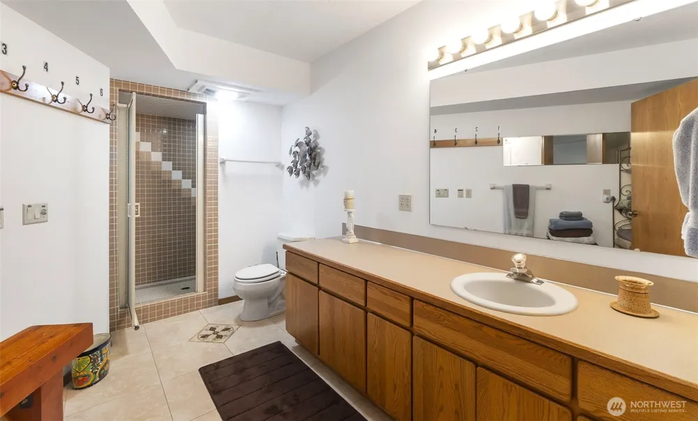280 Surf Street Westport, WA 98595