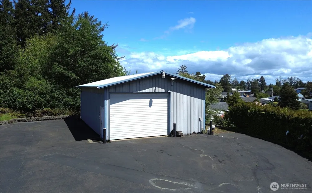 280 Surf Street Westport, WA 98595