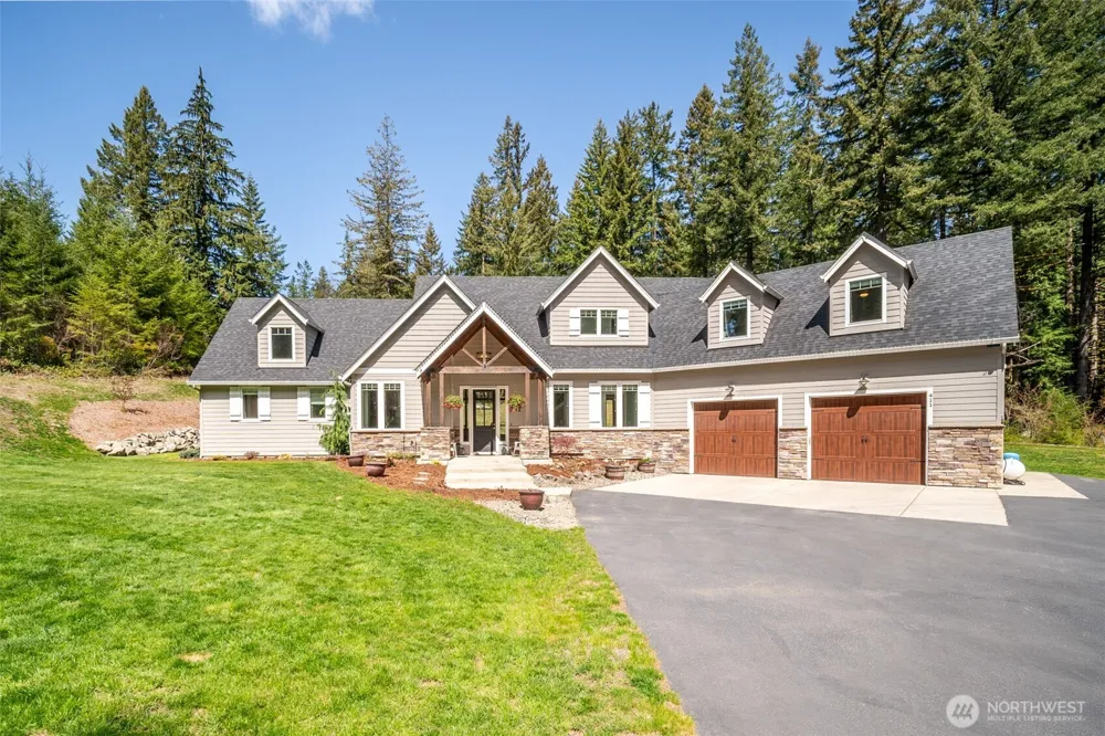 411 Five Peaks Drive Kalama, WA 98625