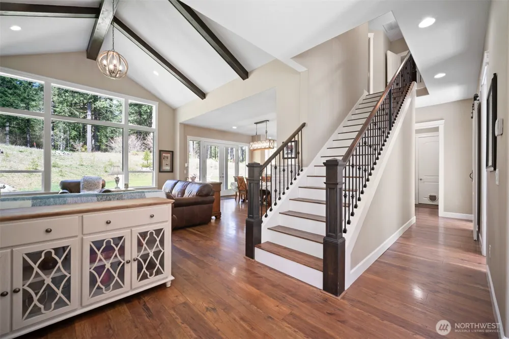 411 Five Peaks Drive Kalama, WA 98625