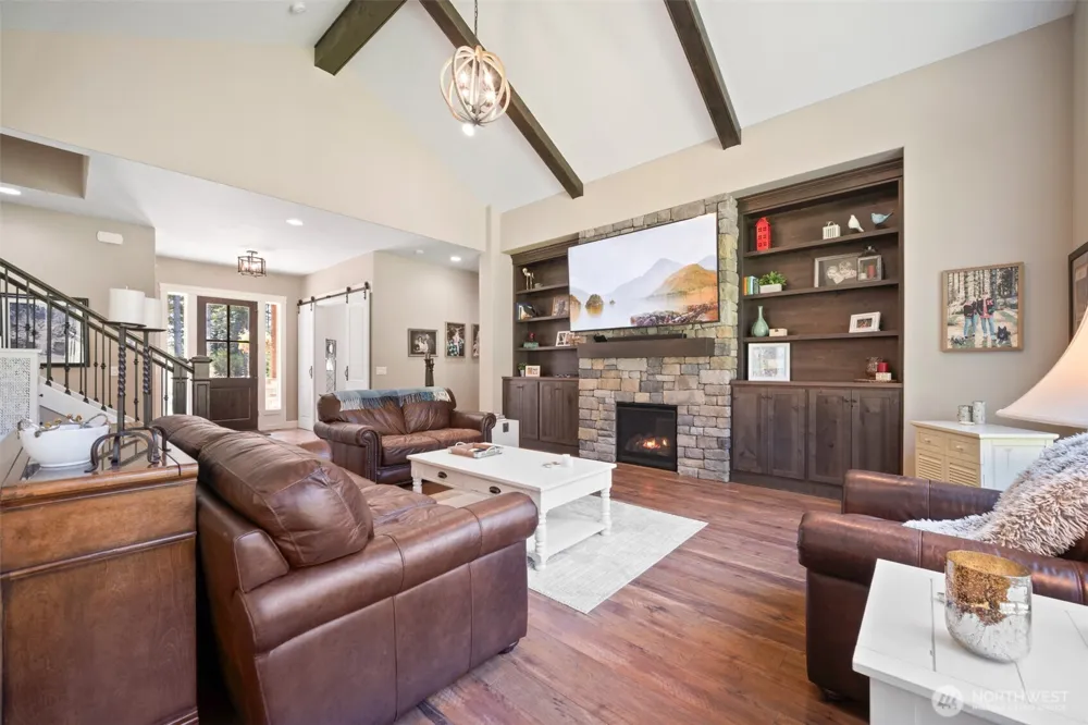 411 Five Peaks Drive Kalama, WA 98625